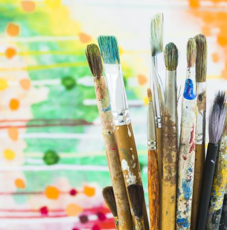 group-brushes-colorful-background