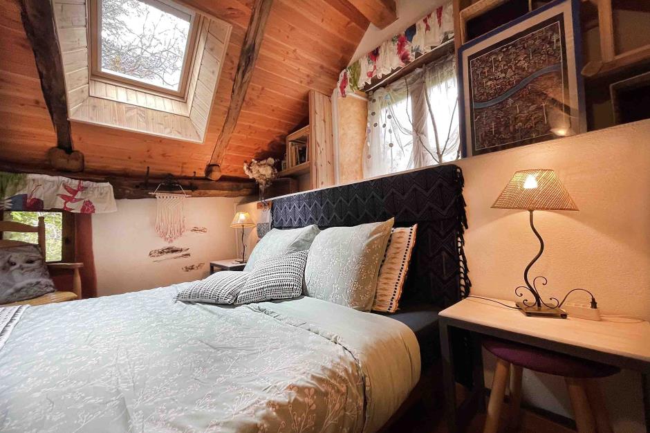 la-chambre-du-gite-de-liou-dans-les-cévennes 