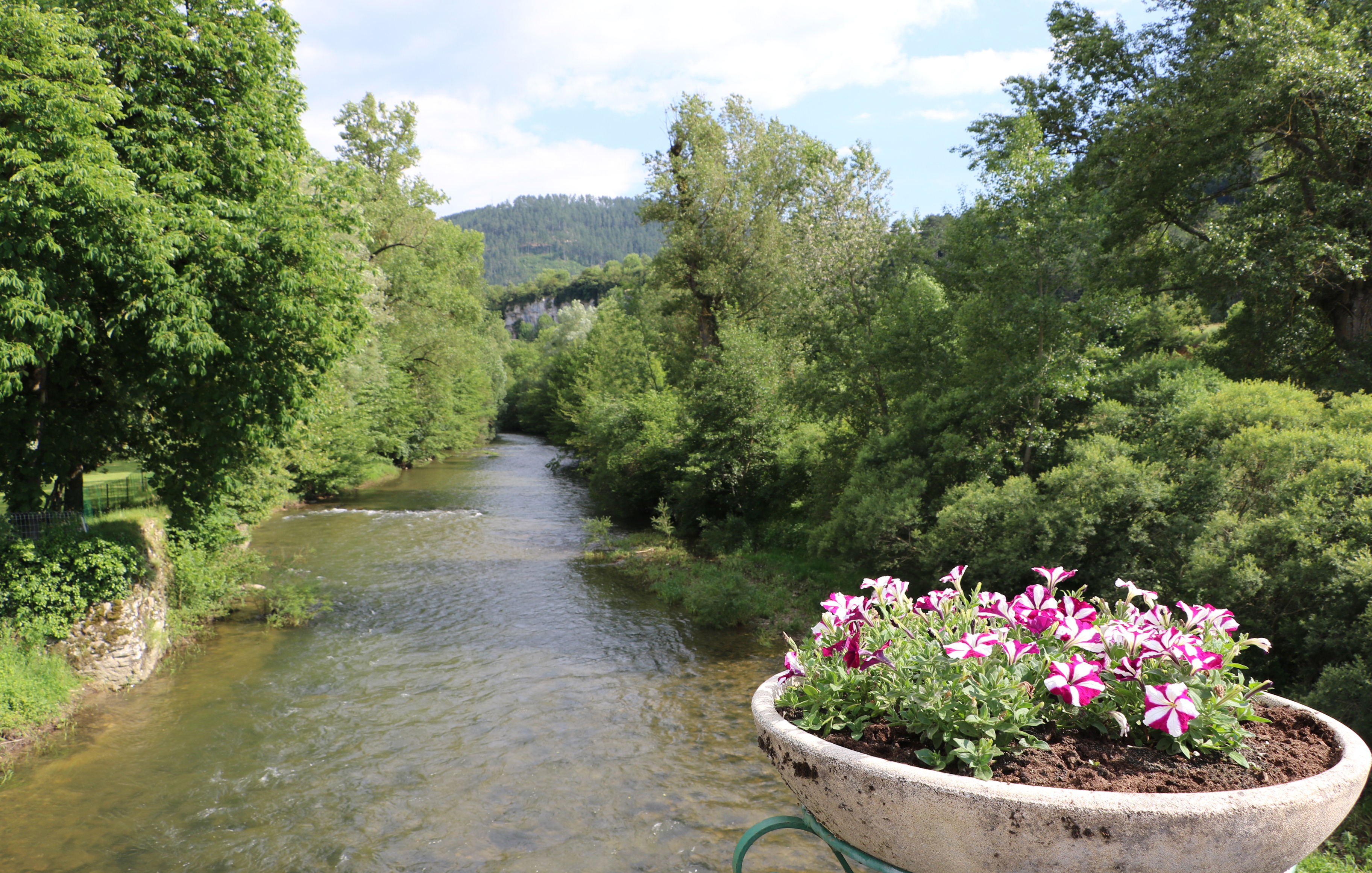 Le Lot, Rive gauche, Rive droite