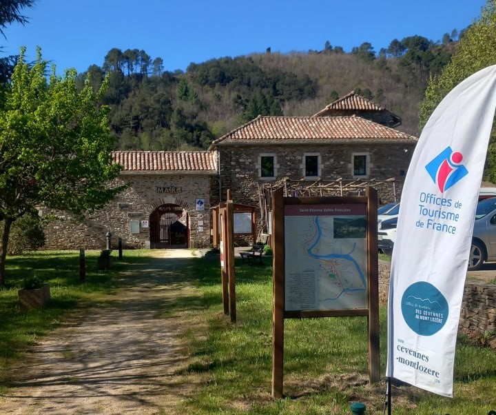 BUREAU D'INFORMATION TOURISTIQUE DE SAINT-ETIENNE-VALLEE-FRANCAISE - photo 2