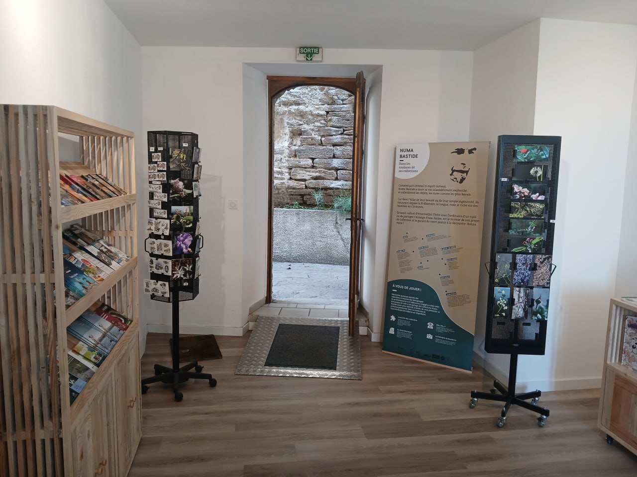 BUREAU D'INFORMATION TOURISTIQUE DE SAINT-GERMAIN-DE-CALBERTE - photo 3