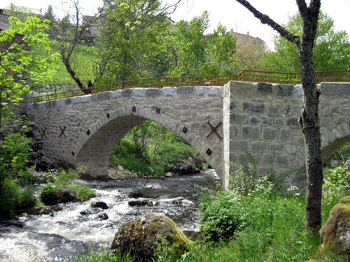 Le Pont Romain