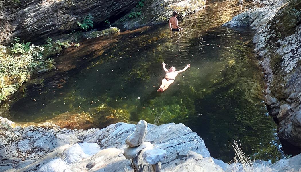 des coins de rivière sauvages juste à côté