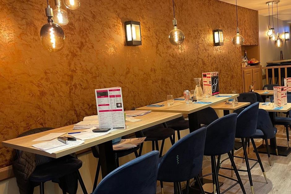 salle-de-restaurant 