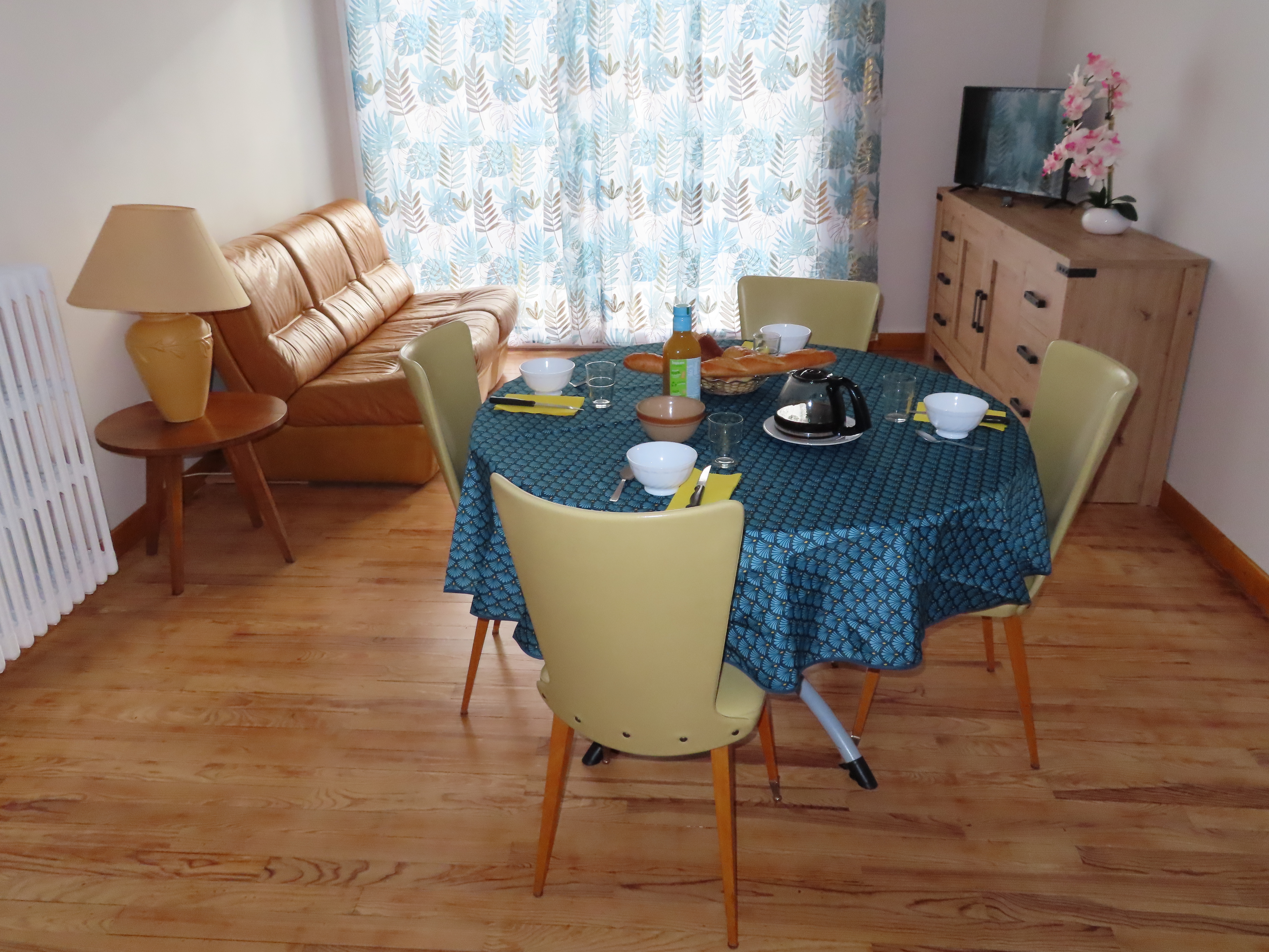 MAGNE GILBERT, Bourgs sur Colagne - photo 2