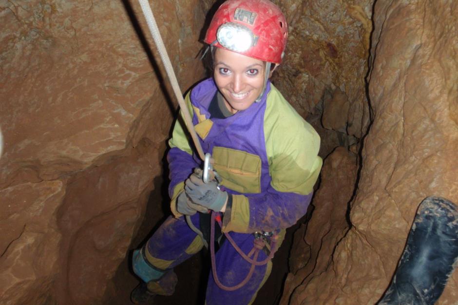 stage-perfectionnement-en-speleo-avec-tanara-aventure 