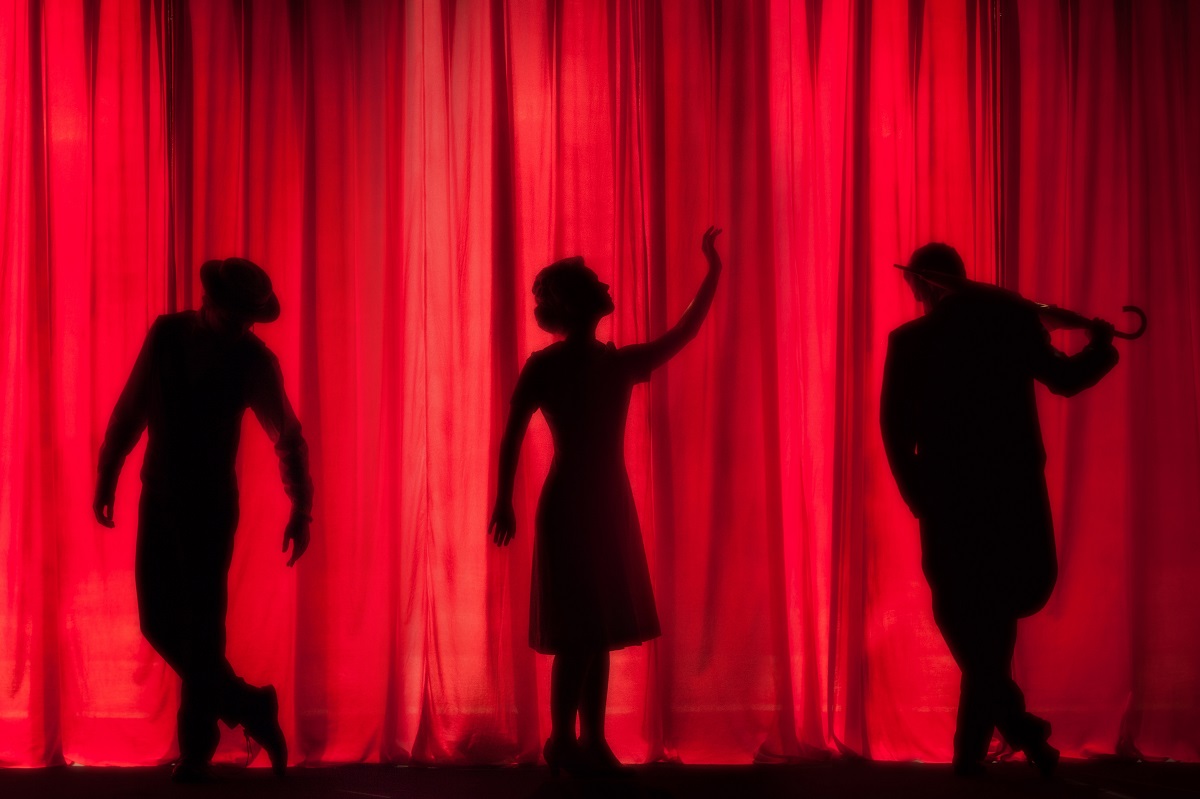 THÉÂTRE :  "BERTRAND PÈTE LES PLOMBS" (DERNIÈRE)